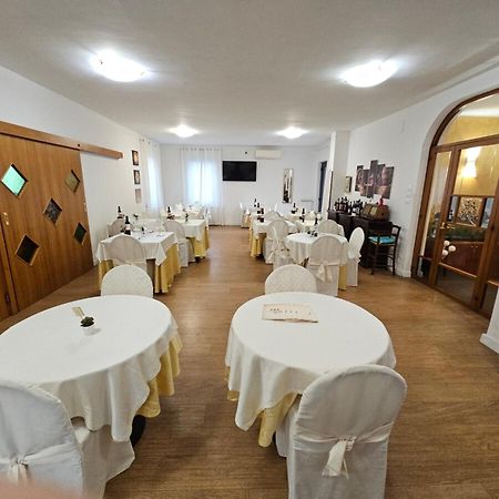 Hotel Mazzocchetti Citta Sant'Angelo Extérieur photo