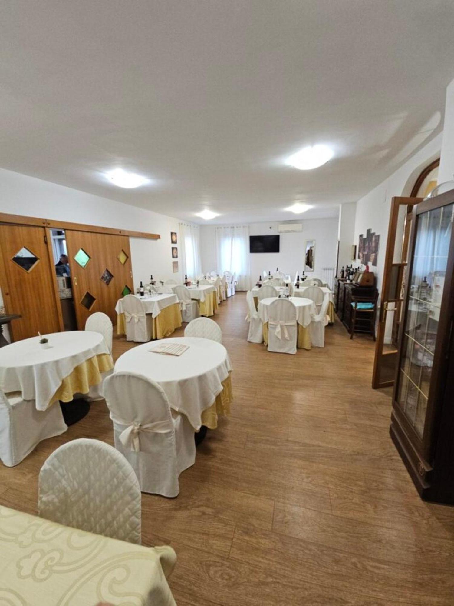 Hotel Mazzocchetti Citta Sant'Angelo Extérieur photo