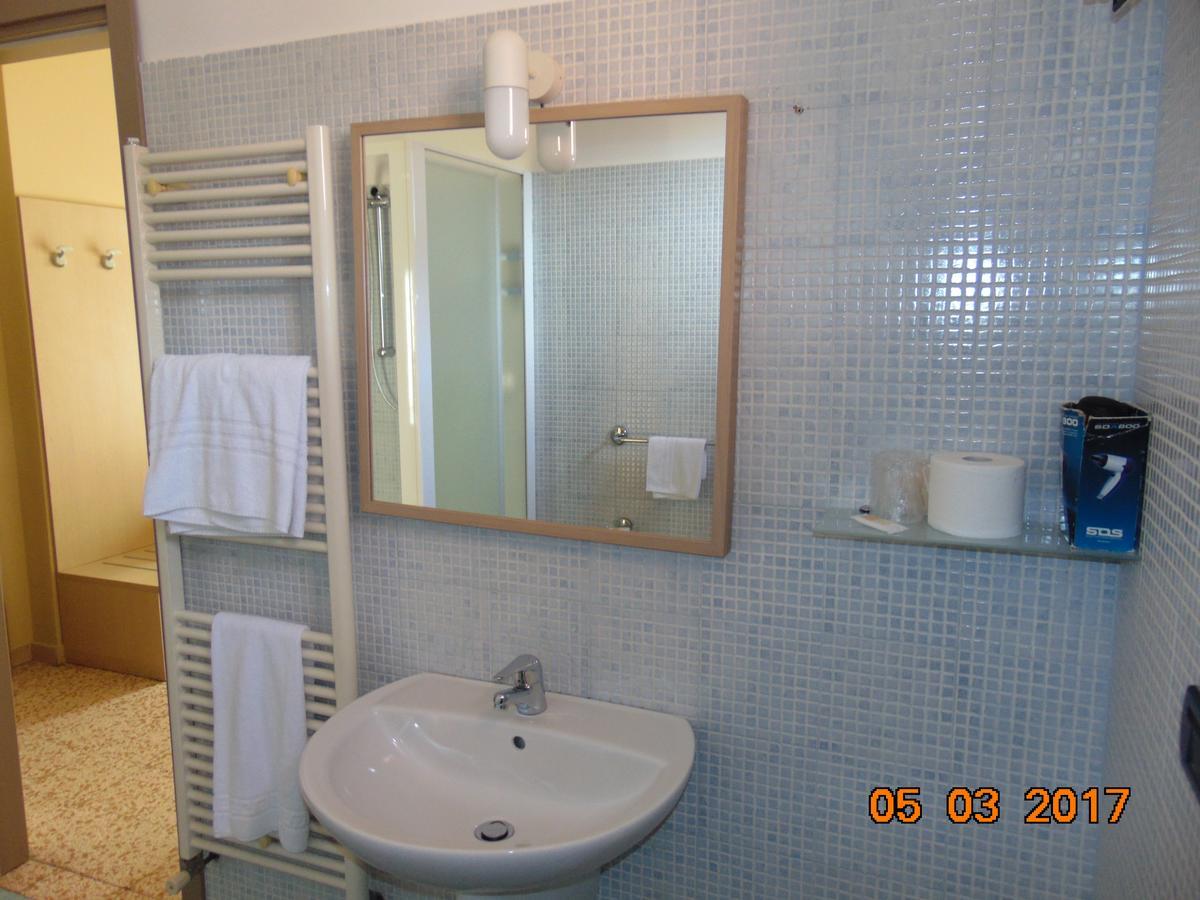 Hotel Mazzocchetti Citta Sant'Angelo Extérieur photo