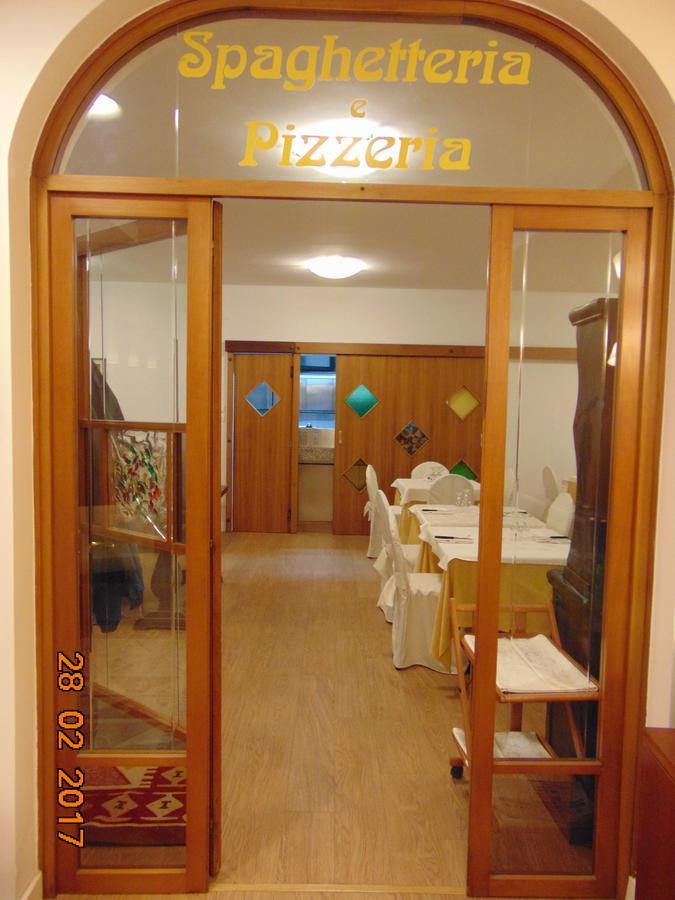 Hotel Mazzocchetti Citta Sant'Angelo Extérieur photo