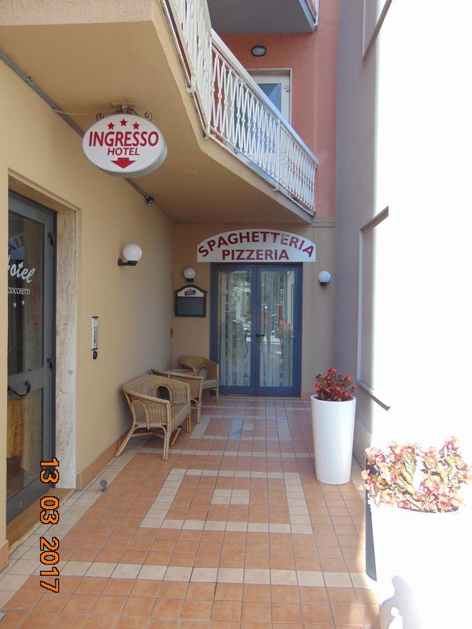 Hotel Mazzocchetti Citta Sant'Angelo Extérieur photo