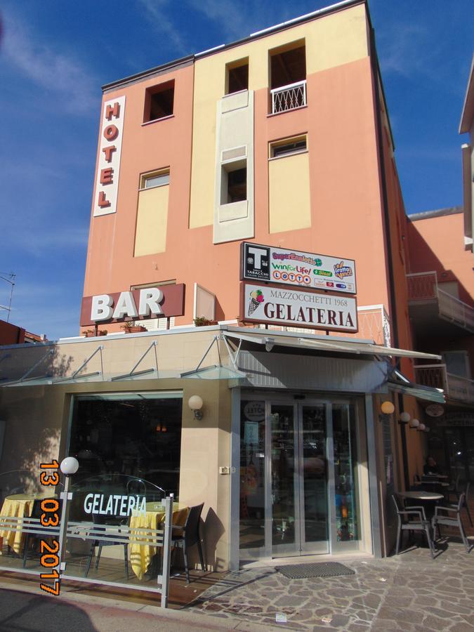 Hotel Mazzocchetti Citta Sant'Angelo Extérieur photo
